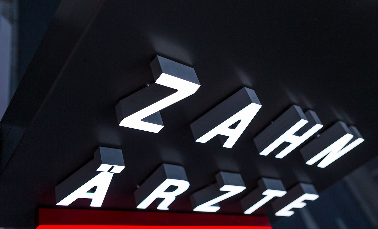 Aufschrift Zahnärzte
