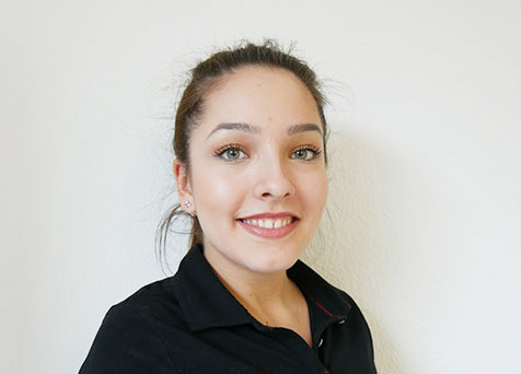 Foto unserer zahnmedizinischen Fachangestellten Chantal Campailla.